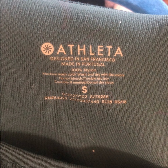 Athleta Foothill Crew Neck Split Back Sleeveless Top size small - Picture 10 of 11